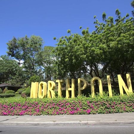 Northpoint Condo, Davao City Buitenkant foto