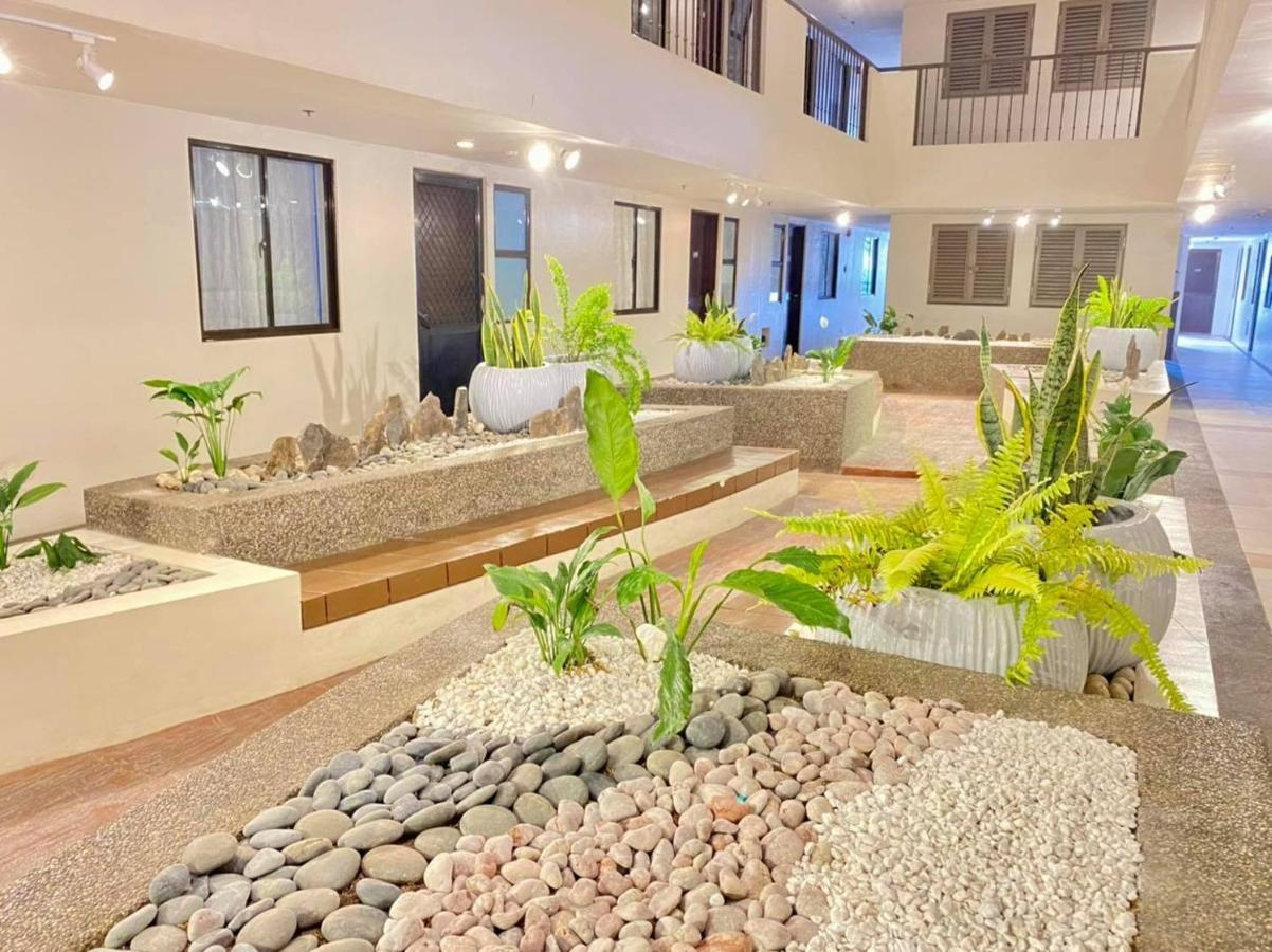 Northpoint Condo, Davao City Buitenkant foto